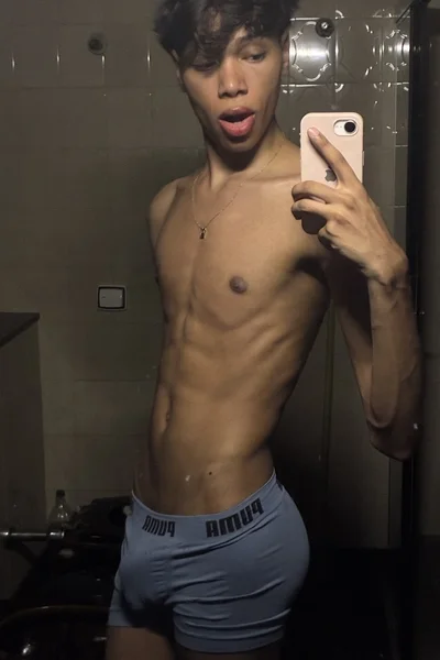 Pedro (19 años) — São Paulo / São Paulo