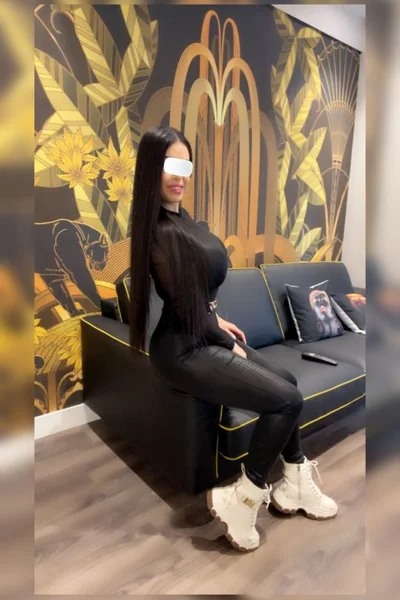 Sofi (36 años) — Madrid, España - 17