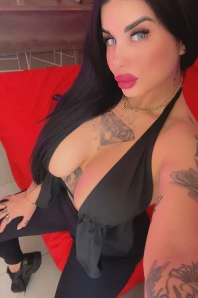 Suelen (28 años) — Microcentro, Argentina - 14