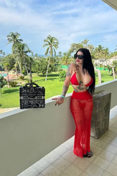 Suelen (28 años) — Microcentro, Argentina - 16