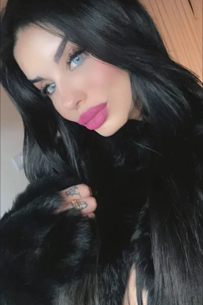 Suelen (28 años) — Microcentro, Argentina - 22