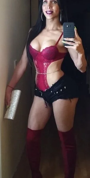 Julieta love (28 años) — Recoleta, Argentina - 196