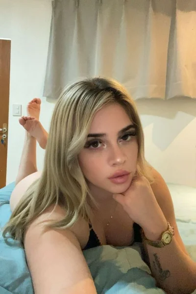 Cristal (25 años) — Moreno, Argentina - 11