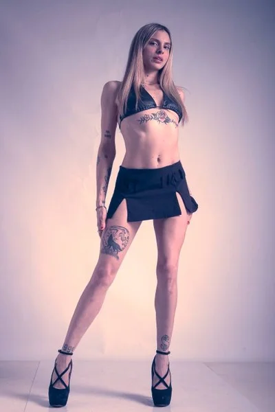 Cielo (25 anos) — La Plata, Argentina - 23