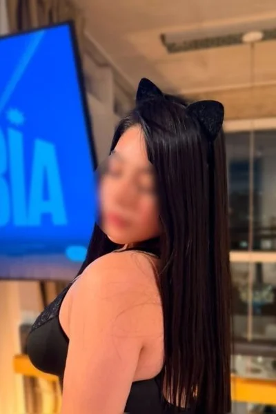 Mía (22 years) — Vicente López, Argentina - 11