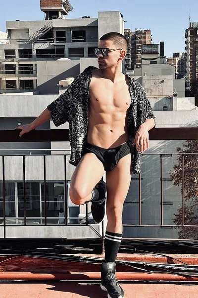 Franco (26 años) — Recoleta, Argentina - 3