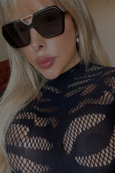 Liz (18 anos) — Mar del Plata, Argentina - 77