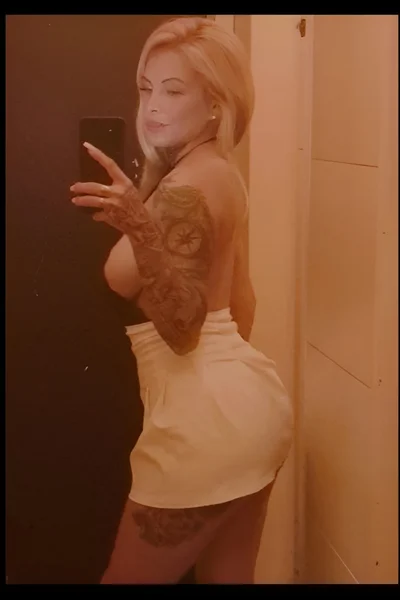 Astrid (27 años) — Flores, Argentina - 35