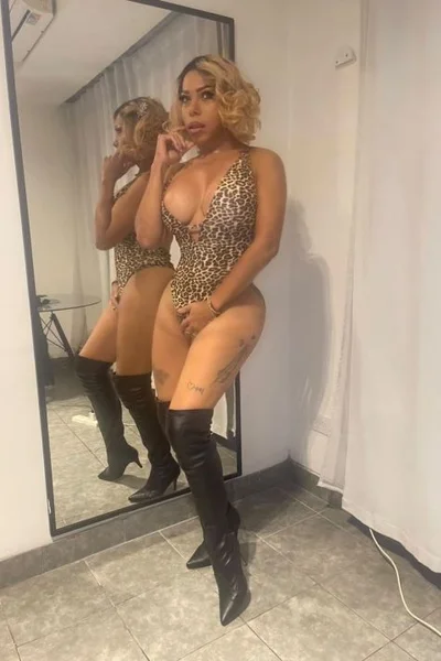 Veruska (40 años) — Güer Aike, Argentina - 6