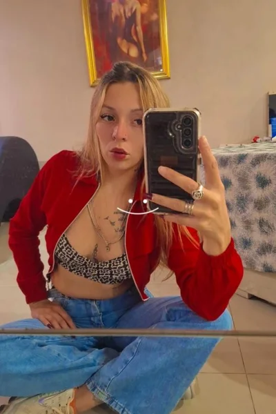 Viky (25 años) — San Fernando, Argentina - 31