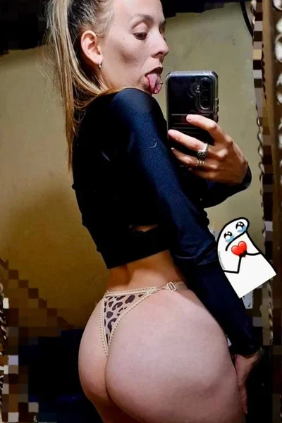 Viky (25 años) — San Fernando, Argentina - 103