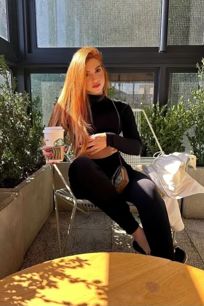Gabriela (23 anos) — Madrid, España - 3