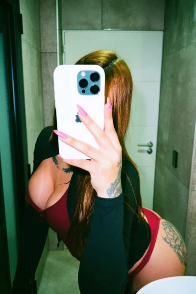 Lola Zn (21 anos) — Pilar, Argentina - 2
