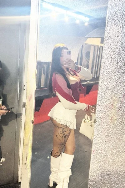 Lola Zn (21 anos) — Pilar, Argentina - 16