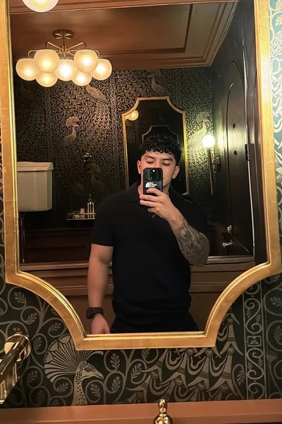 Mateo (25 years) — Ciudad de México, México - 6