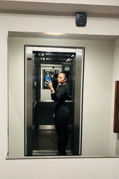 Lucia (22 años) — Palermo, Argentina - 4