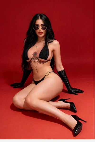 Madison Ferrer (25 años) — Recoleta, Argentina - 107