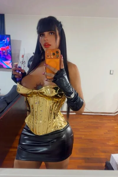 Madison Ferrer (25 años) — Recoleta, Argentina - 115