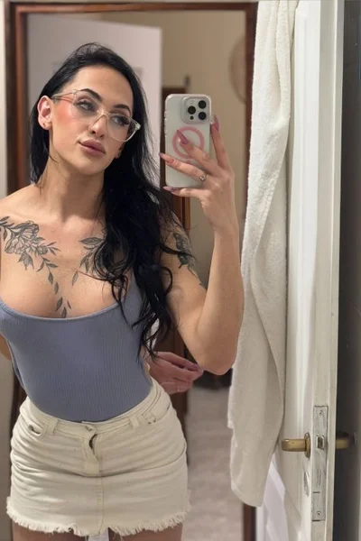 Anna Luxx (25 años) — Palermo, Argentina - 18