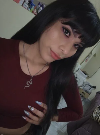 La diosa Isis (21 años) — San Miguel, Argentina - 2