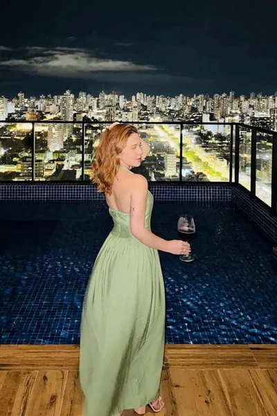 Laura (29 años) — Palermo, Argentina - 5