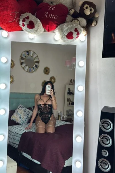 Celeste Montiel (26 años) — Villa Devoto, Argentina - 125