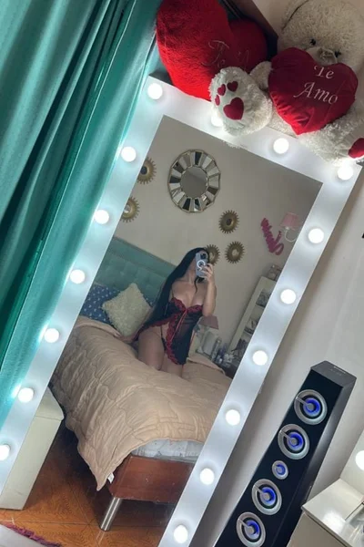Celeste Montiel (26 años) — Villa Devoto, Argentina - 193