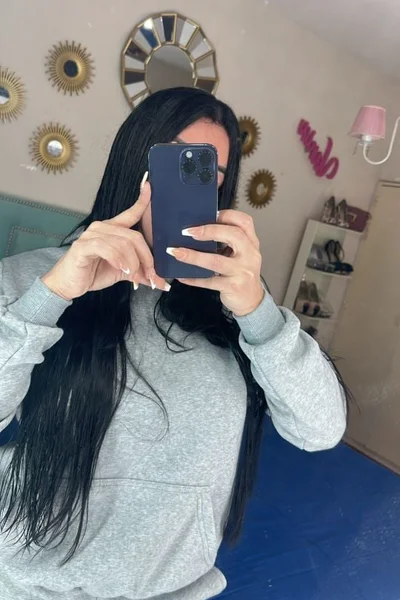 Celeste Montiel (26 años) — Villa Devoto, Argentina - 199