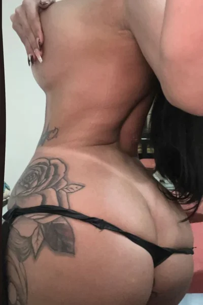 Celeste Montiel (26 años) — Villa Devoto, Argentina - 218
