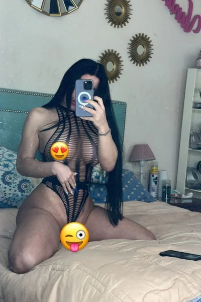 Celeste Montiel (26 años) — Villa Devoto, Argentina - 181