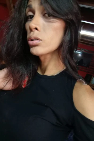 Lourdes Lujuria (41 anos) — Villa Crespo, Argentina - 6