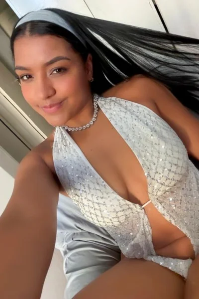 Vanu (22 anos) — Microcentro, Argentina - 10