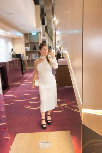 Olivia (24 años) — Colegiales, Argentina - 5