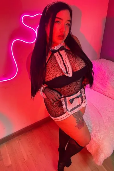 Kim (26 years) — Las Condes, Chile - 30