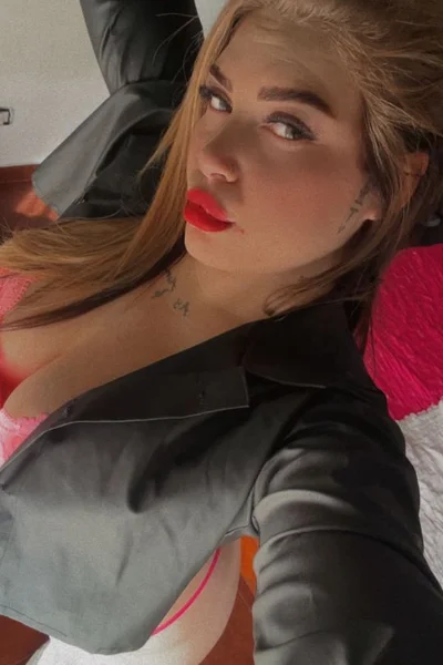 Mica (26 years) — San Miguel, Argentina - 16