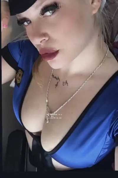 Mica (26 years) — San Miguel, Argentina - 3