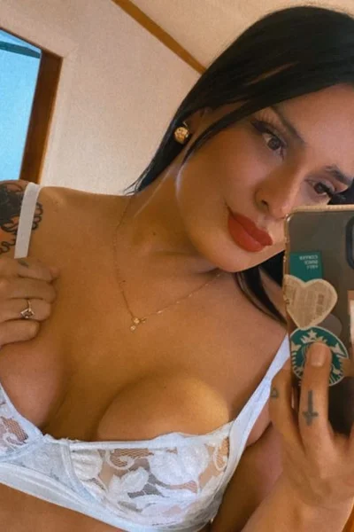 Ruth Lorena (29 años) — Bariloche, Argentina - 17