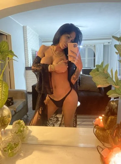 Linda (27 años) — Recoleta, Argentina - 36