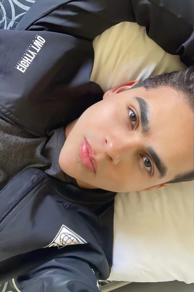 Farides (19 years) — São Paulo, Brasil - 16