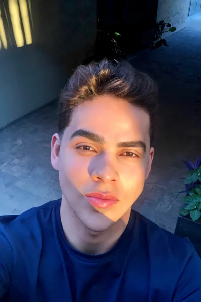 Farides (19 years) — São Paulo, Brasil - 15