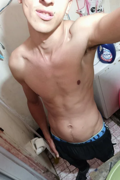 Tomas (24 años) — Montevideo / Centro