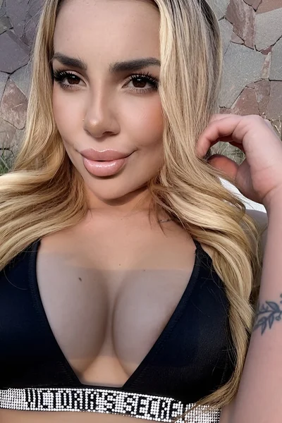 Angelina (22 años) — CABA / Puerto Madero