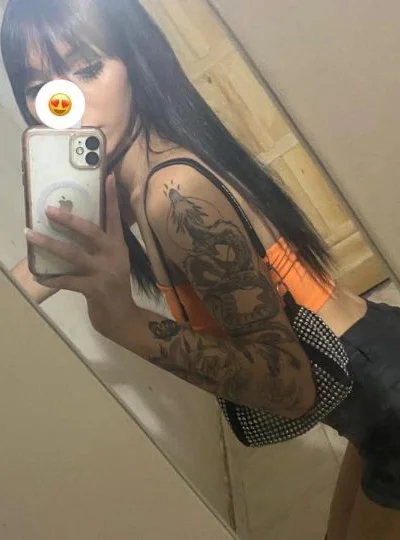 Milena (23 años) — Obelisco, Argentina - 2