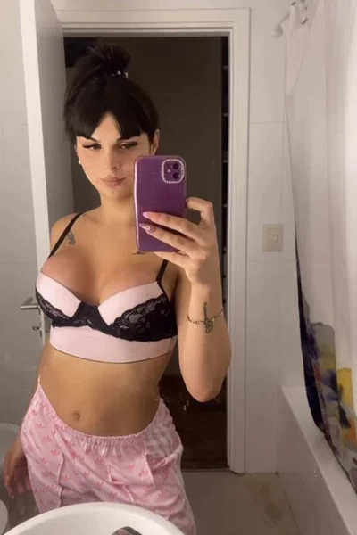 Nicole M (22 anos) — Escobar, Argentina - 16