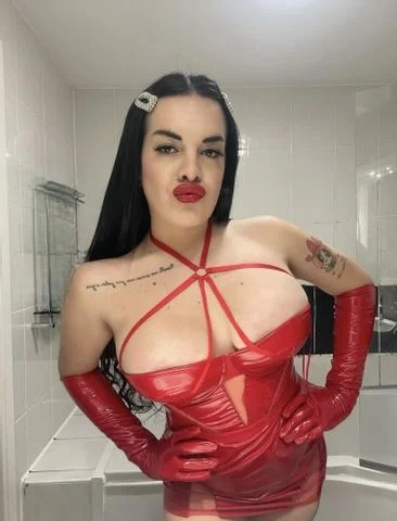 Señorita Natasha (25 years) — Tandil, Argentina - 9