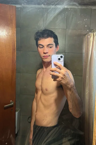 Alex (24 años) — Capital Federal, Argentina - 8