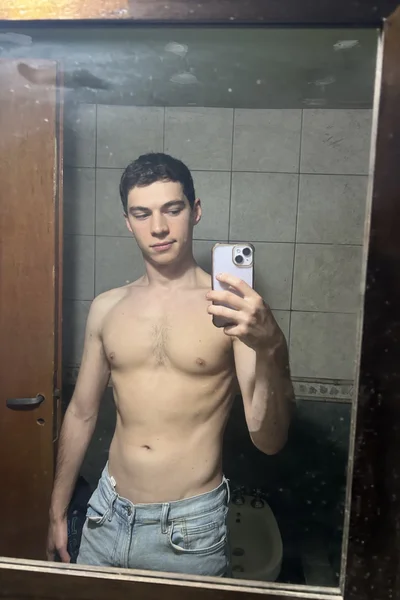 Alex (24 años) — Capital Federal, Argentina - 3