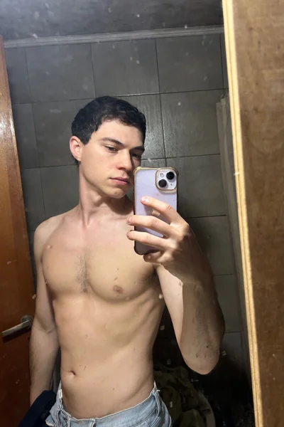 Alex (24 años) — Capital Federal, Argentina - 2