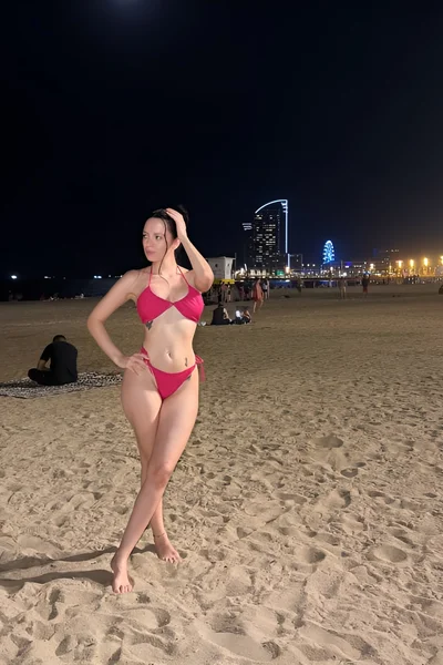 Rubi (29 años) — Madrid, España - 4