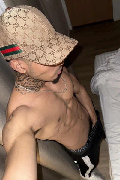 Carlos (24 años) — Madrid, España - 1
